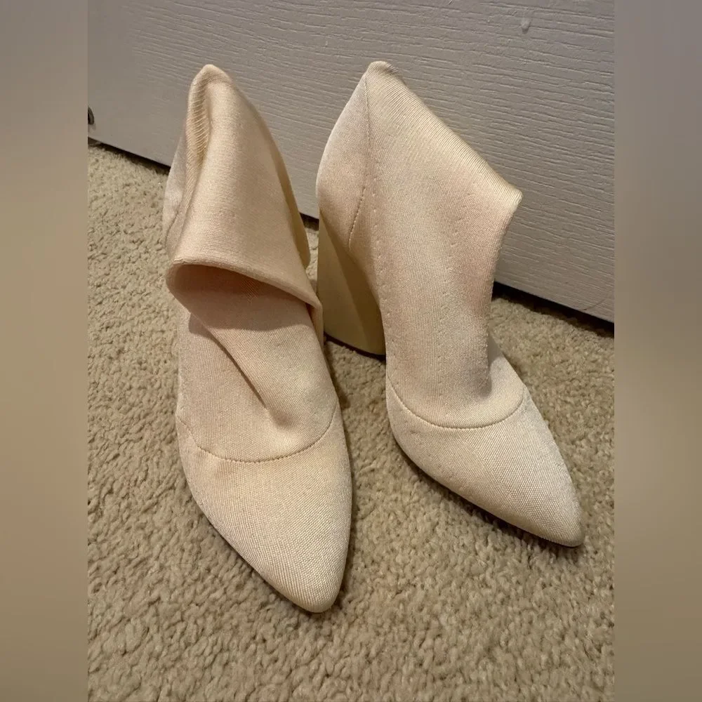 YEEZY Season 4 High Heel Sock Boots In Neutrals - Picture 2 of 6